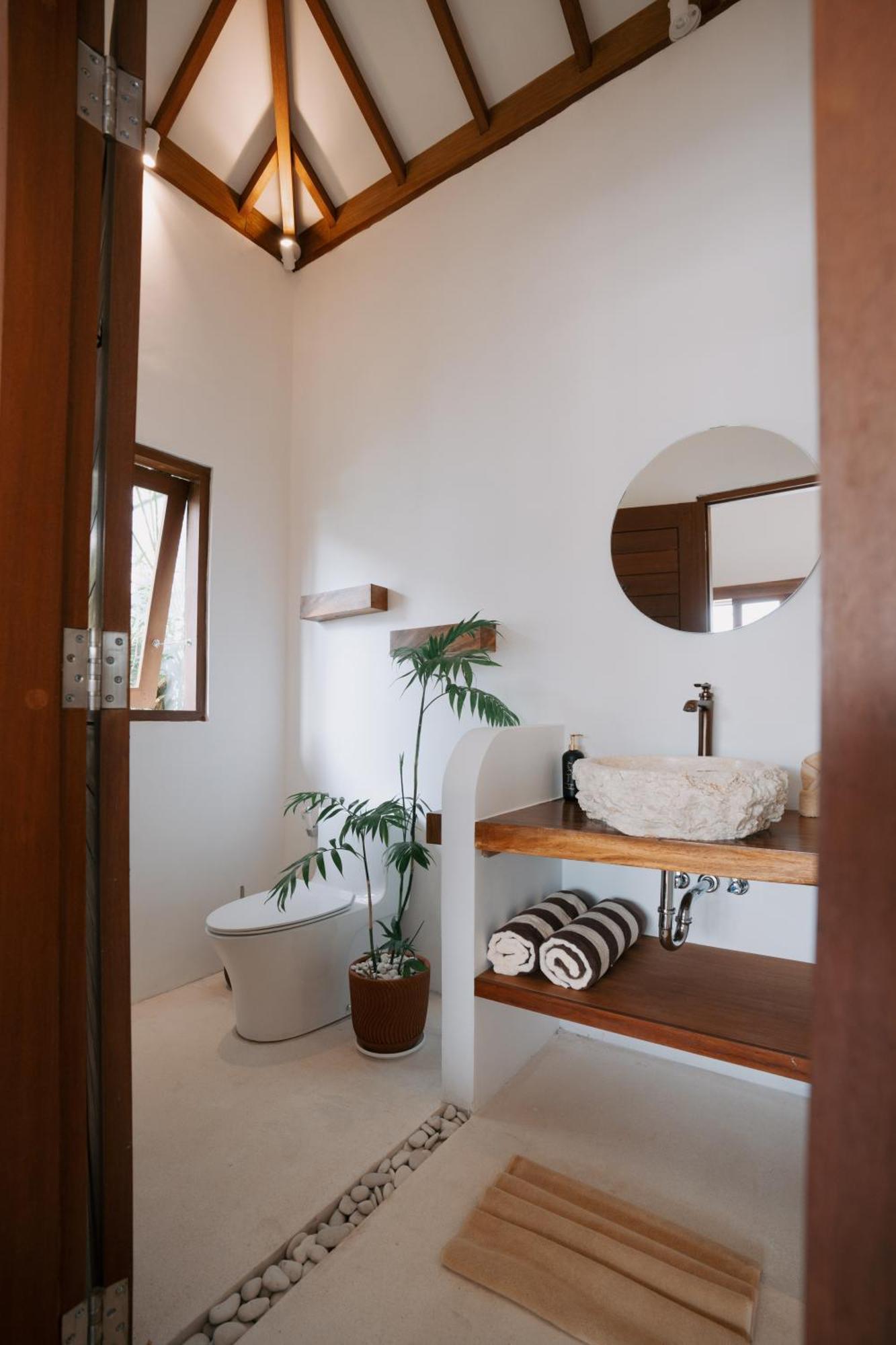 Ehoa Bali Nyanyi Boutique Hotel - In Front Of Entrance To Nuanu Tanah Lot Εξωτερικό φωτογραφία